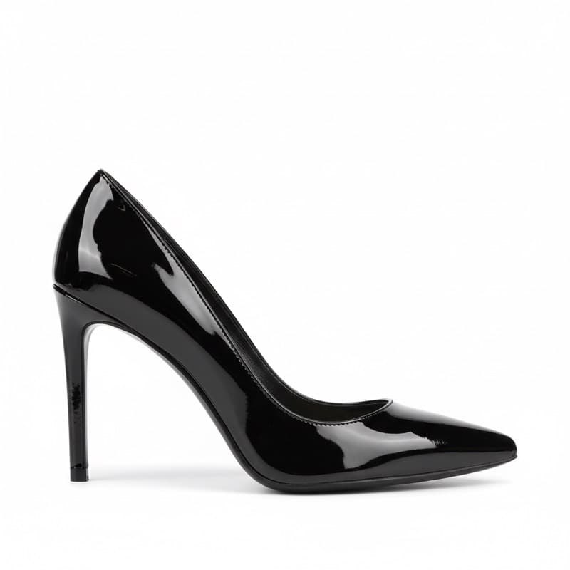 Pumps aus Lackleder